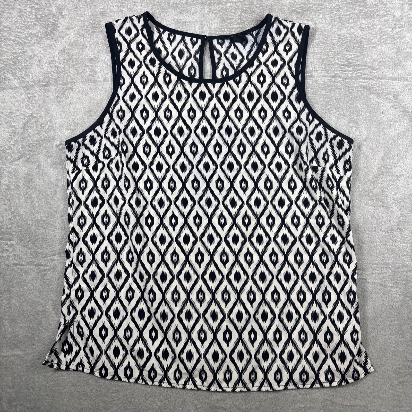 Forever 21 Women's Sleeveless Top Blouse Black/White Diamond Pattern Size M